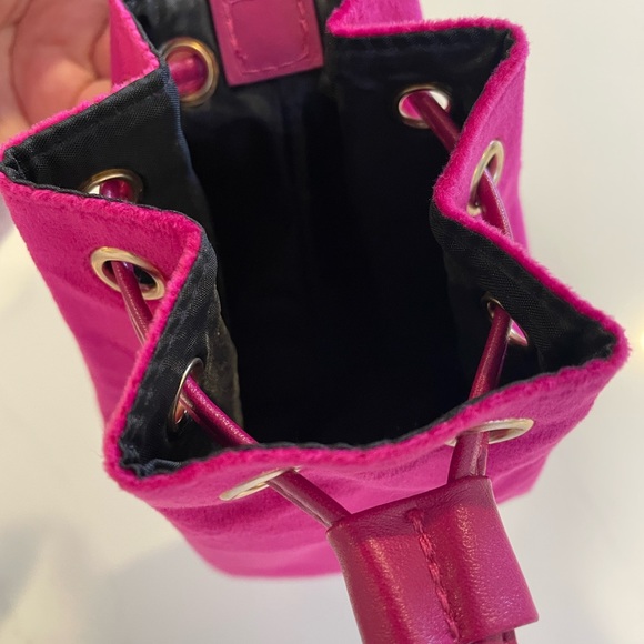 Bobbi Brown Pink Makeup Satchel - Picture 5 of 5